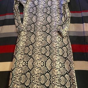 Brand New Fashion Nova: Snake Corset Mini Dress Size L
